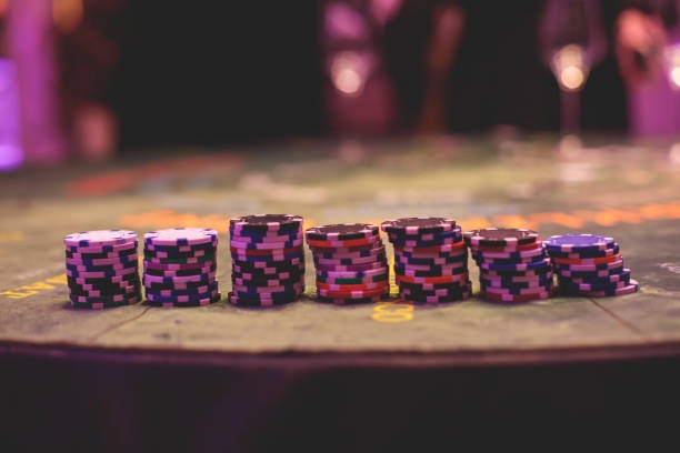 aleksis togel mobile app interface showing live-dealer tables and account dashboard